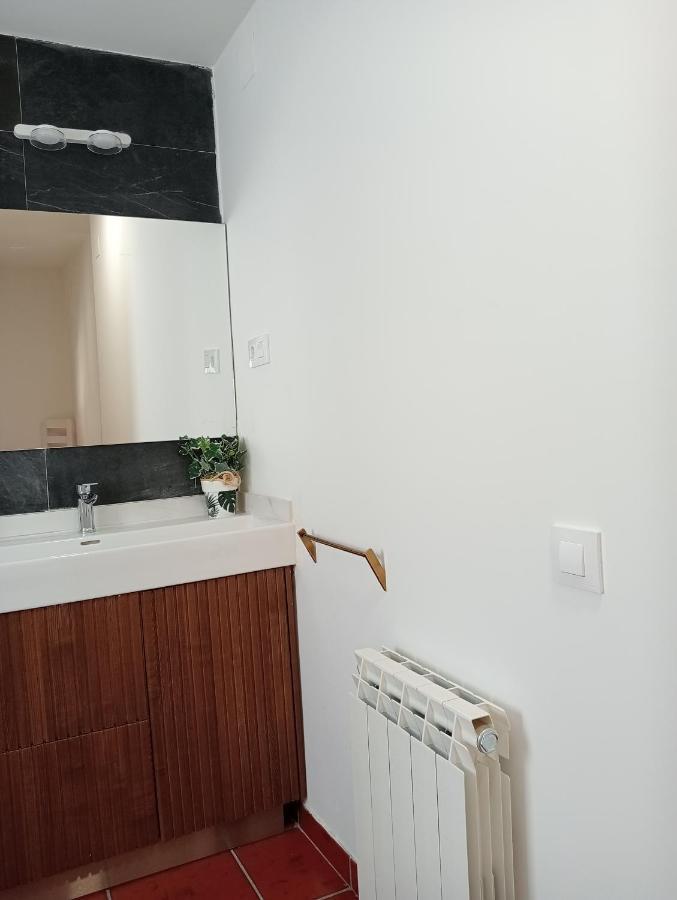 Apartamentos La Piedra En Pleno Centro Historico Con Dos Dormitorios Y Dos Banos Najera Ngoại thất bức ảnh