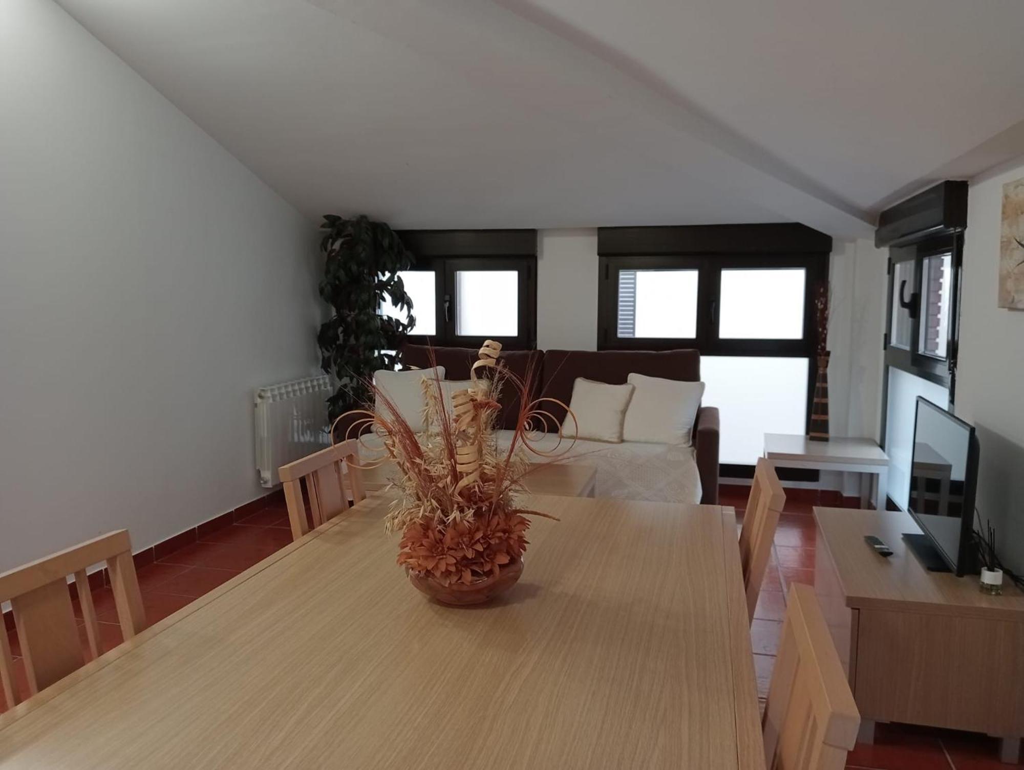 Apartamentos La Piedra En Pleno Centro Historico Con Dos Dormitorios Y Dos Banos Najera Ngoại thất bức ảnh