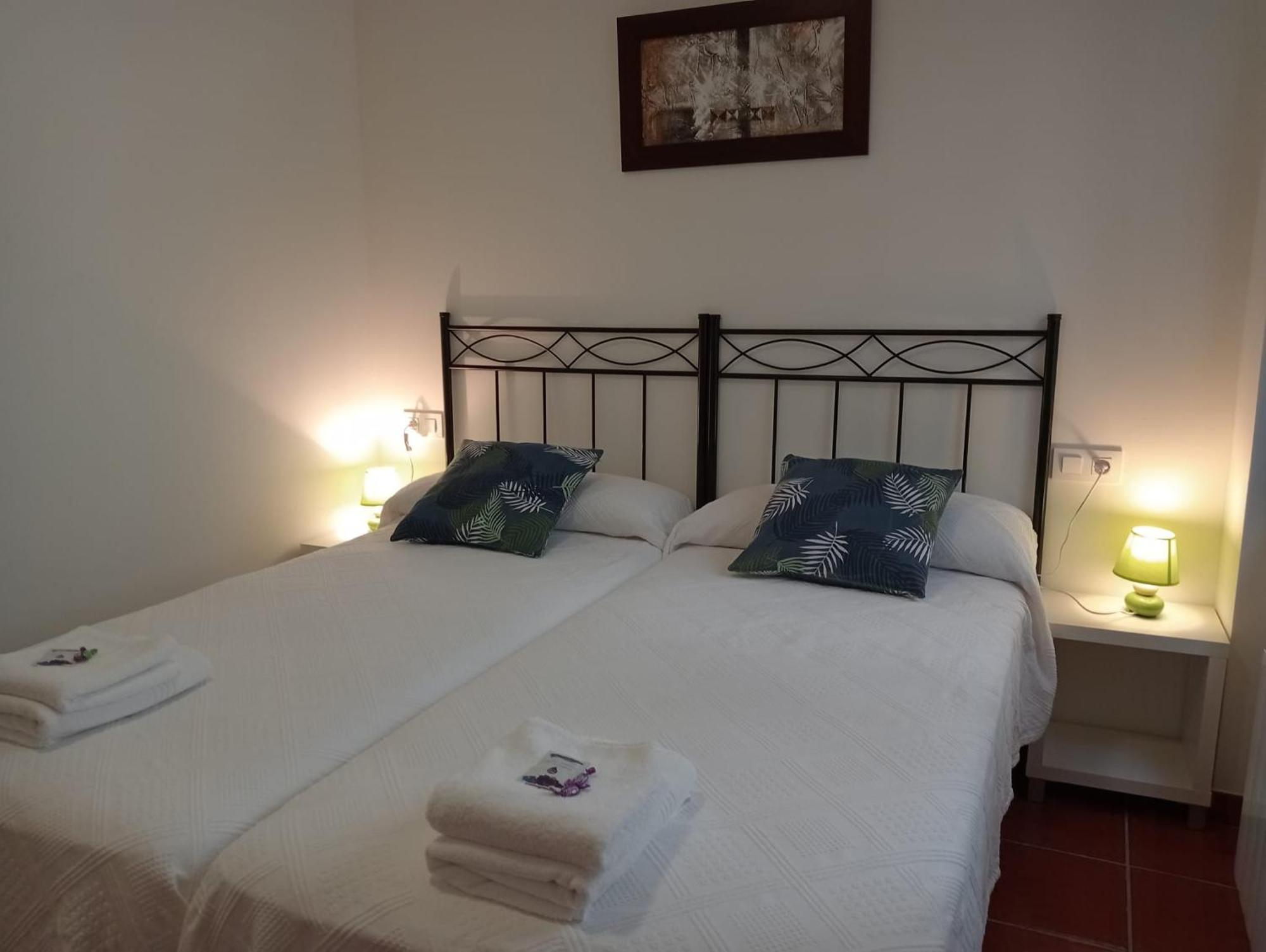 Apartamentos La Piedra En Pleno Centro Historico Con Dos Dormitorios Y Dos Banos Najera Ngoại thất bức ảnh