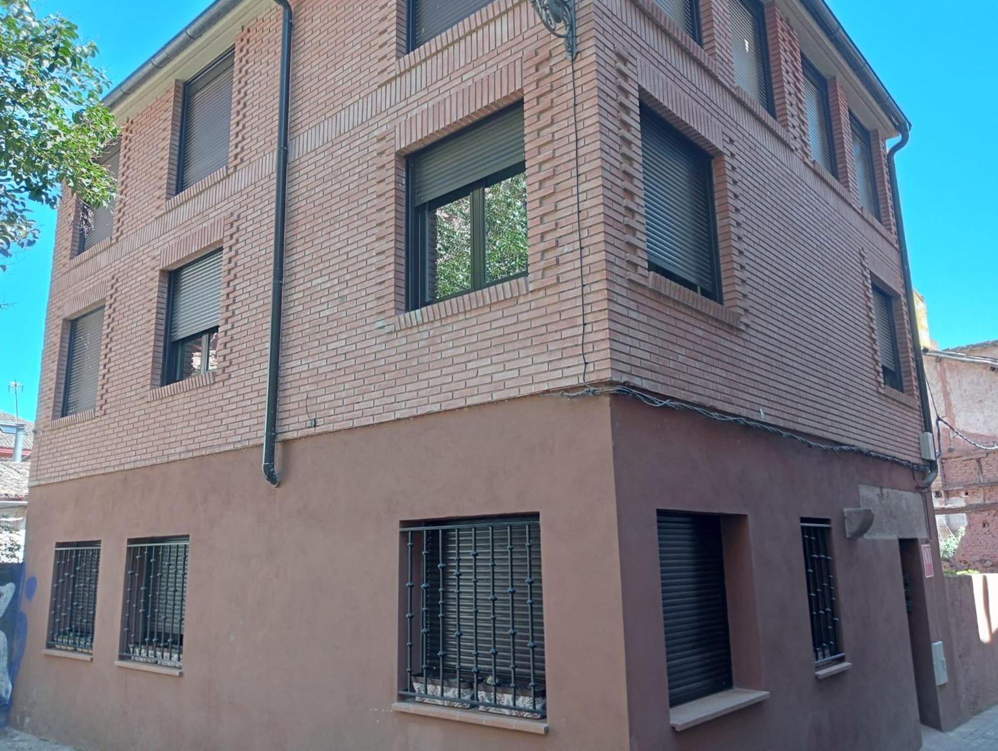 Apartamentos La Piedra En Pleno Centro Historico Con Dos Dormitorios Y Dos Banos Najera Ngoại thất bức ảnh